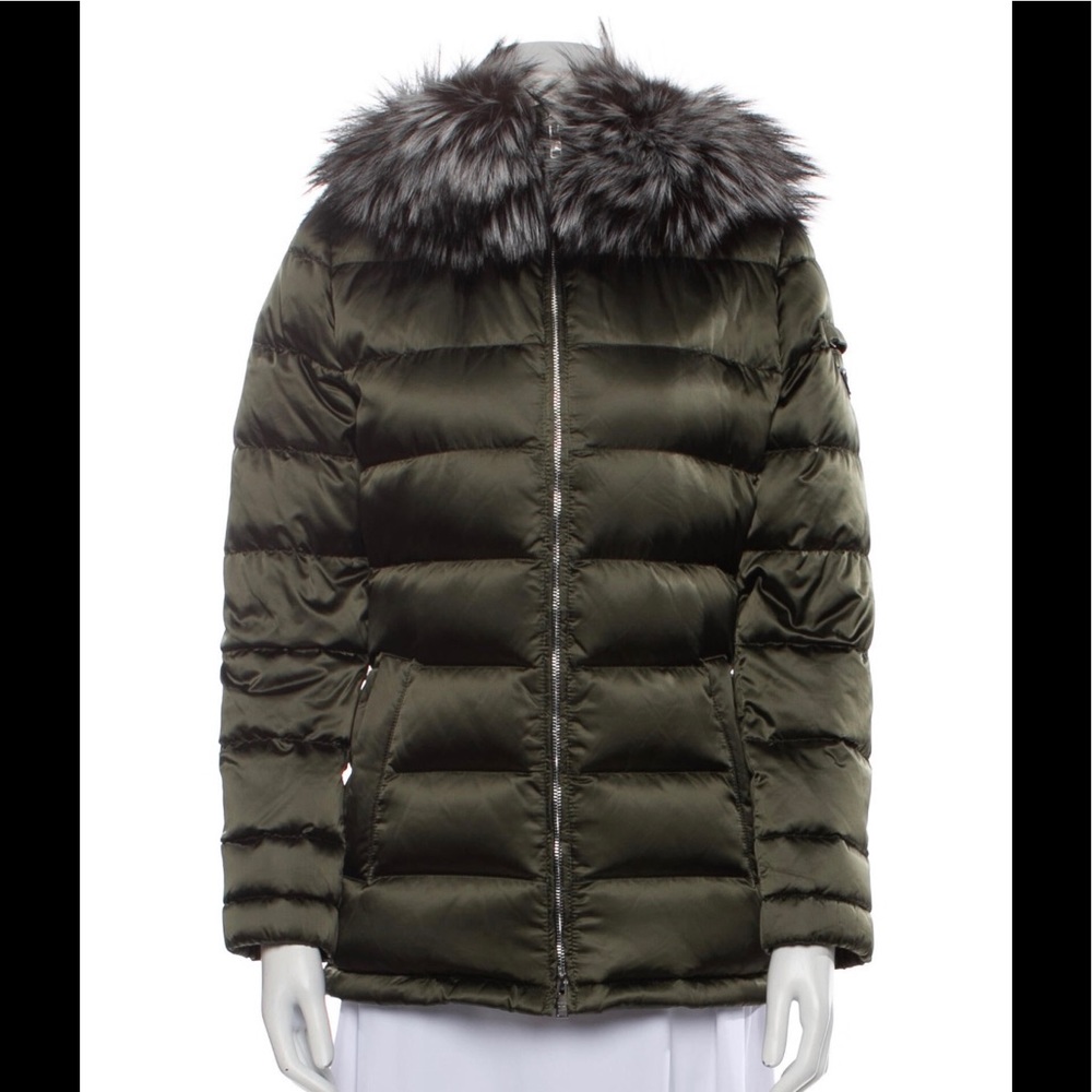 PRADA coat like-new no stains size 40